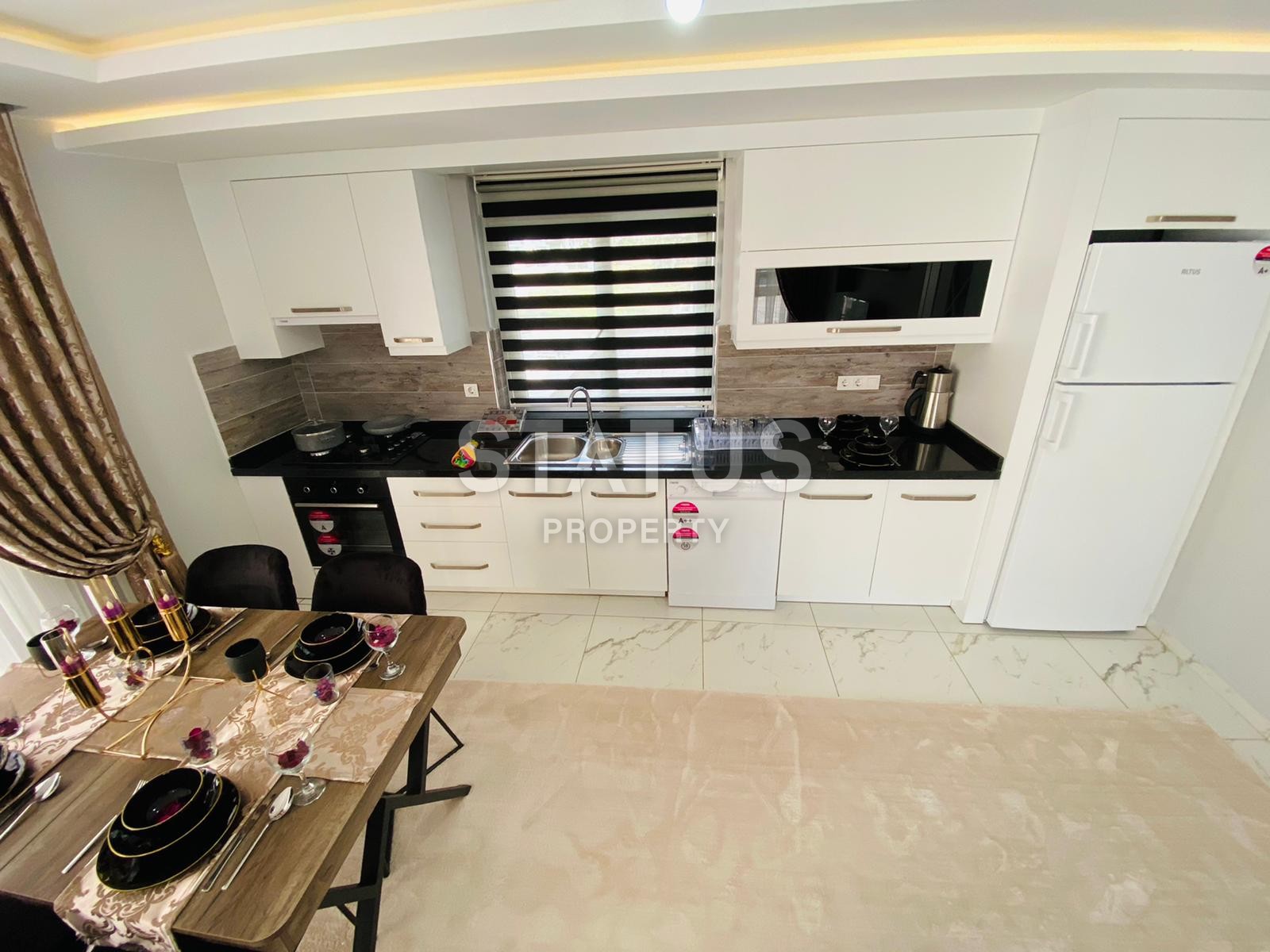 Трехкомнатная квартира с мебелью с большой террасой, 120 м2 фото 9