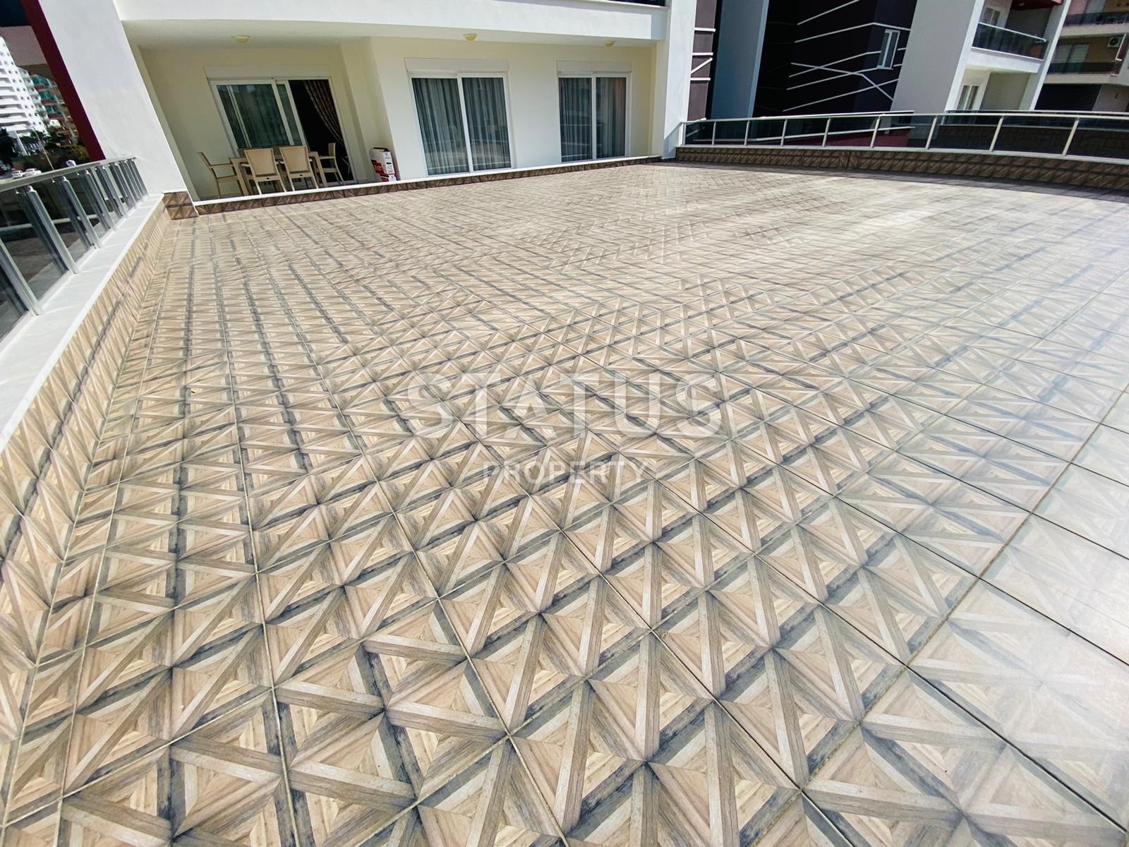 Трехкомнатная квартира с мебелью с большой террасой, 120 м2 фото 14