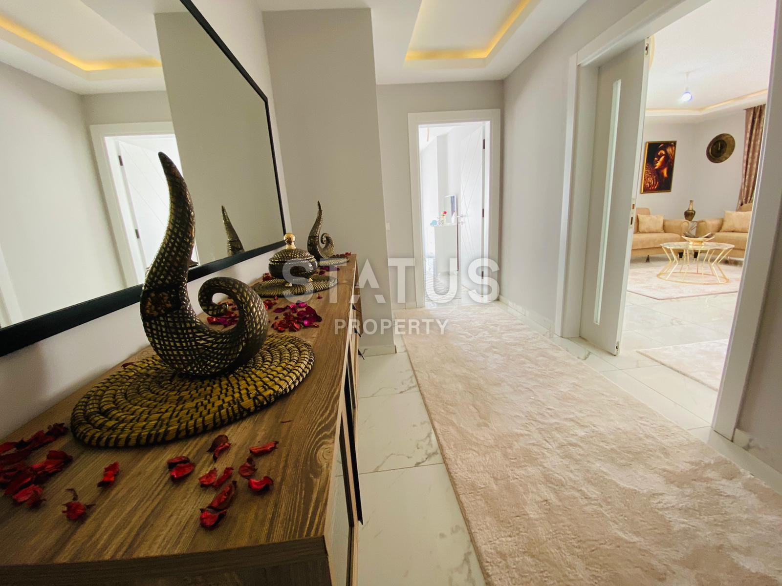 Трехкомнатная квартира с мебелью с большой террасой, 120 м2 фото 18