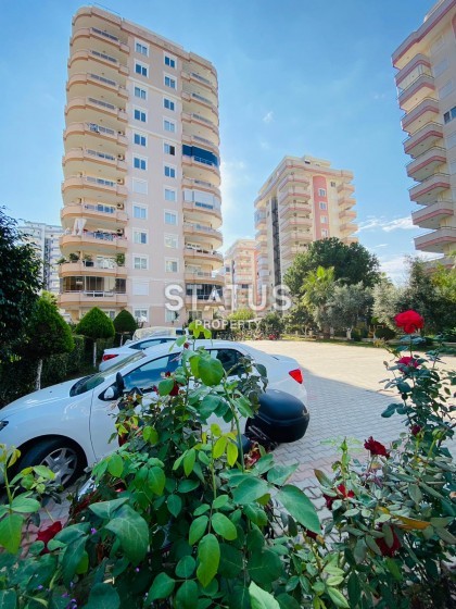 Трехкомнатные апартаменты с новой мебелью в центре Махмутлара, 120 м2 фото 1