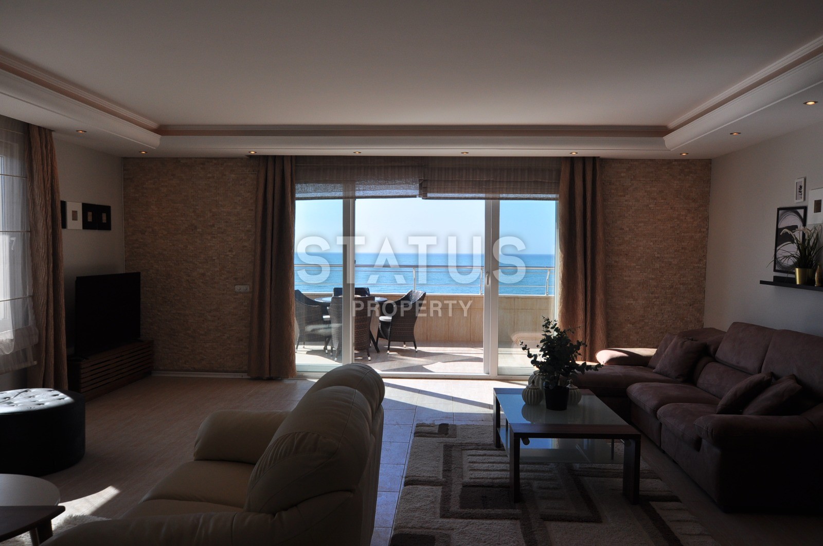 Duplex apartment 3+1 with direct sea views in one of the best complexes in Mahmutlar, 195 m2. фото 14