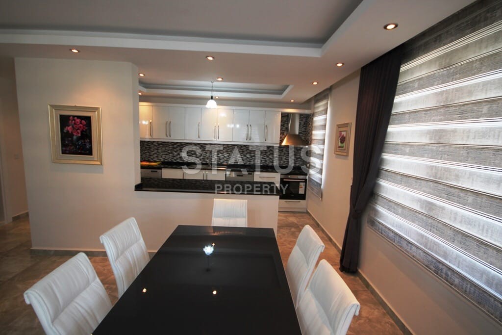 Двух уровневая квартира 4+1 недалеко от моря в районе Оба, 250 м2. фото 13