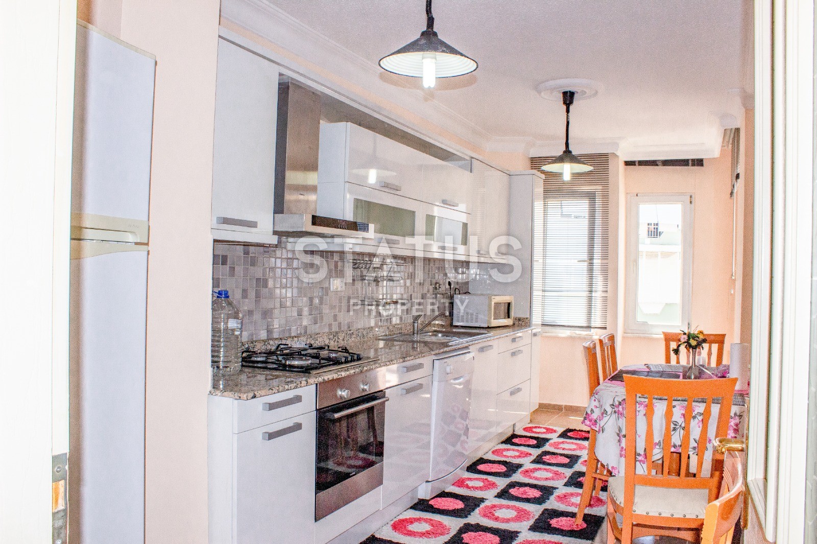 Трехкомнатная квартира с мебелью в районе Клеопатра! фото 4