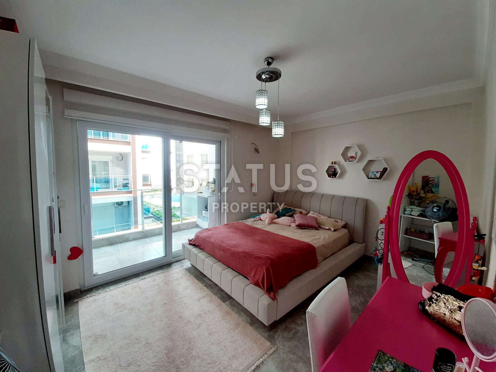 Трехкомнатная квартира в комплексе с инфраструктурой, 110 м2 фото 9