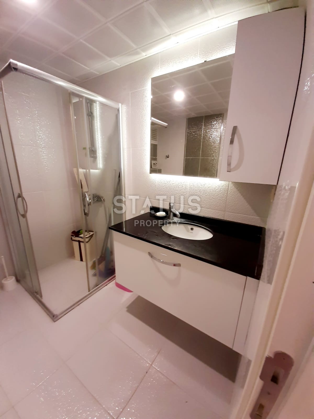 Трехкомнатная квартира в комплексе с инфраструктурой, 110 м2 фото 16