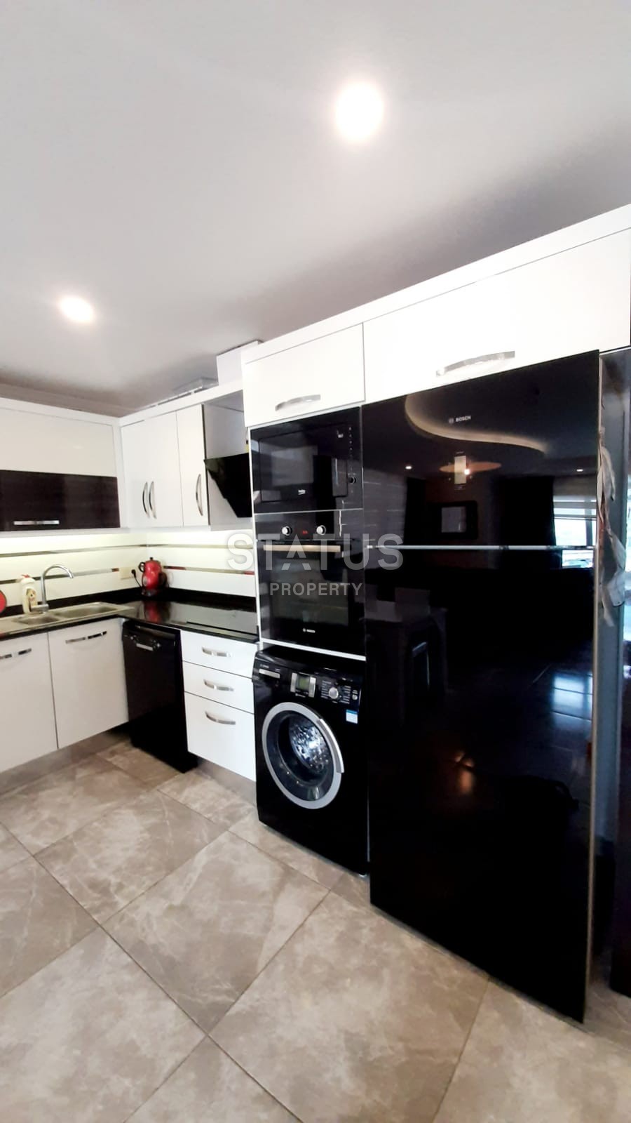 Трехкомнатная квартира в комплексе с инфраструктурой, 110 м2 фото 25