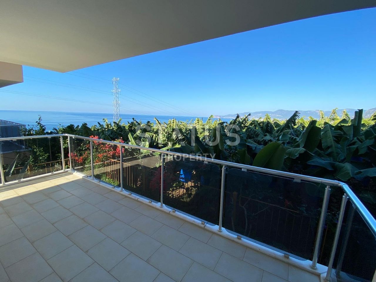 Townhouse 2+1 with sea view for urgent sale in Kargicak, 100 m2 фото 11