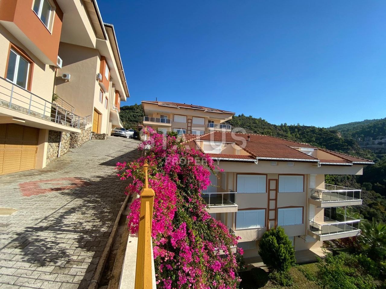 Townhouse 2+1 with sea view for urgent sale in Kargicak, 100 m2 фото 24