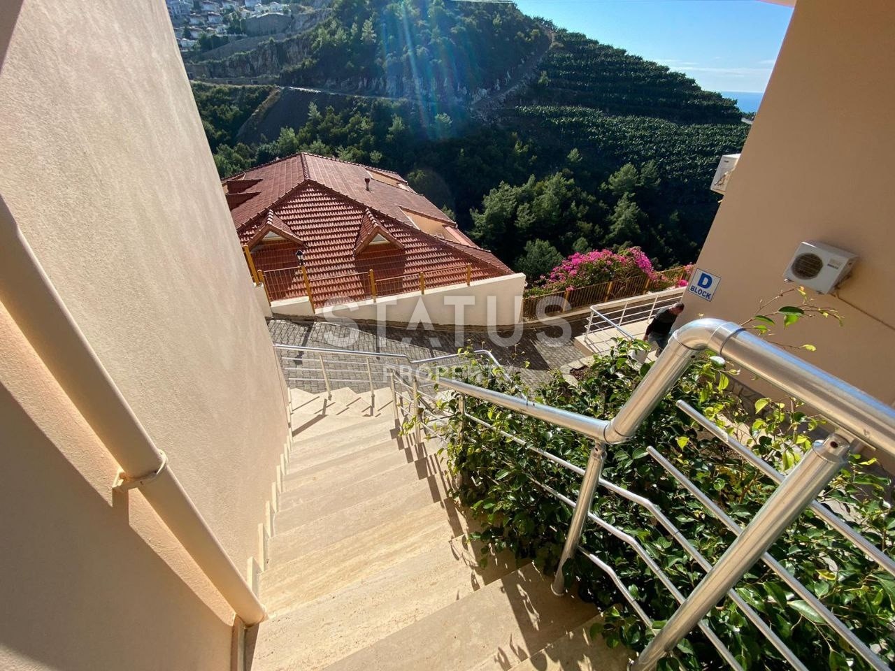 Townhouse 2+1 with sea view for urgent sale in Kargicak, 100 m2 фото 34