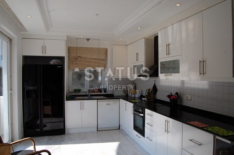 Отдельностоящая вилла 4+1 с видом на море, 325 м2. Центр, Алания. фото 14