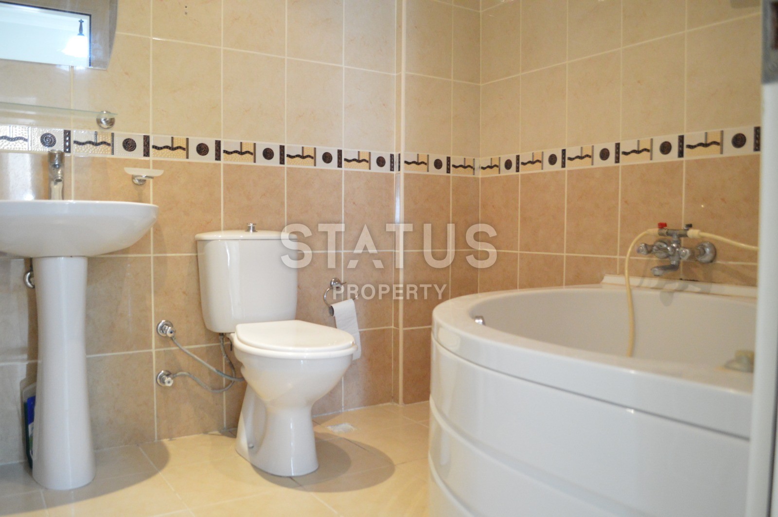 Трехкомнатная квартира возле пляжа Клеопатры с мебелью и техникой! 100 кв.м. фото 13