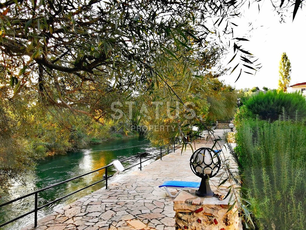 Квартира 1+1 в комплексе с бассейном и собственной набережной, 80 м2. Тосмур, Алания. фото 25