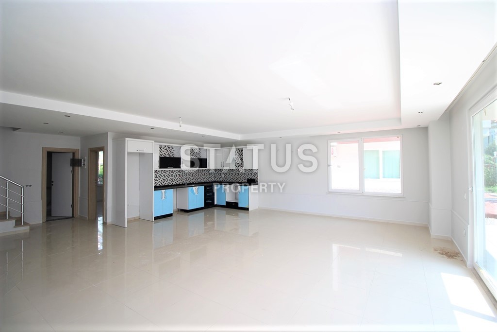 Пятикомнатный садовый дуплекс у реки Дим, 220м2 фото 7