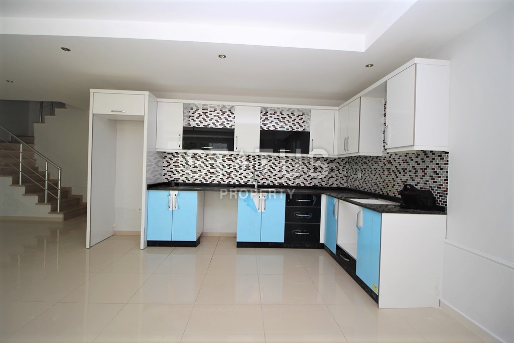 Пятикомнатный садовый дуплекс у реки Дим, 220м2 фото 24