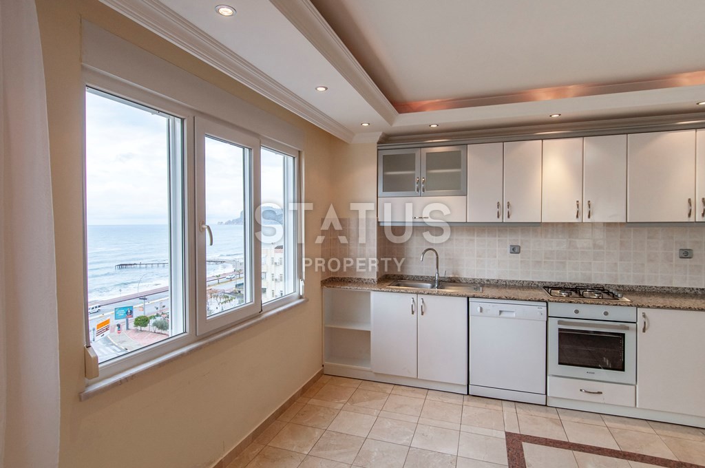 Вид на море! Первая линия! Престижный район Тосмур! Большая квартира за малые деньги! 120 кв.м. фото 11