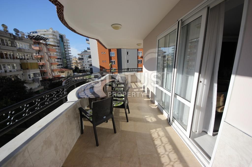 Spacious furnished apartment 3+1 in Mahmutlar, 165 m2 фото 8