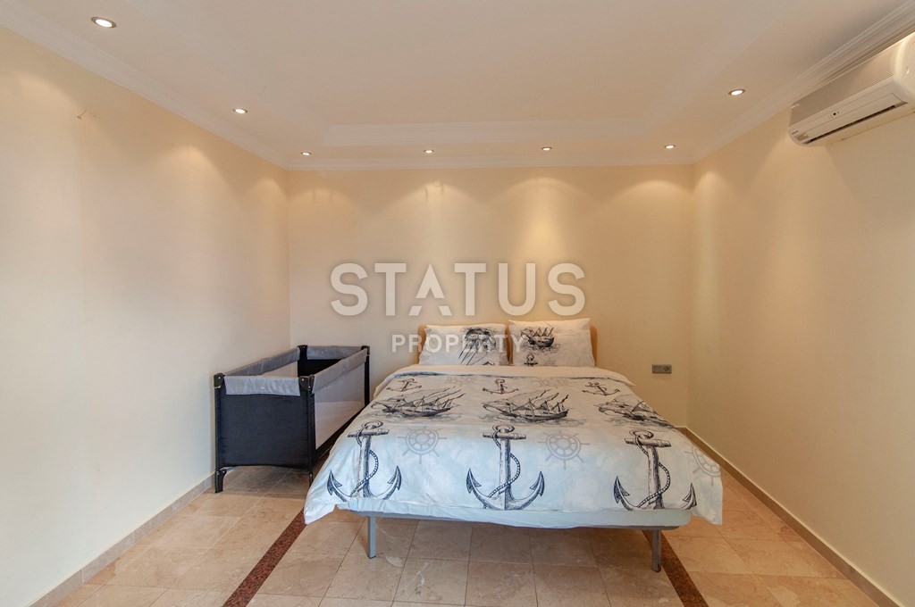 Вид на море! Первая линия! Престижный район Тосмур! Большая квартира за малые деньги! 120 кв.м. фото 23