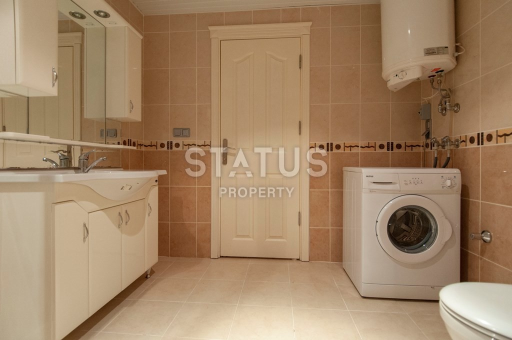 Вид на море! Первая линия! Престижный район Тосмур! Большая квартира за малые деньги! 120 кв.м. фото 28