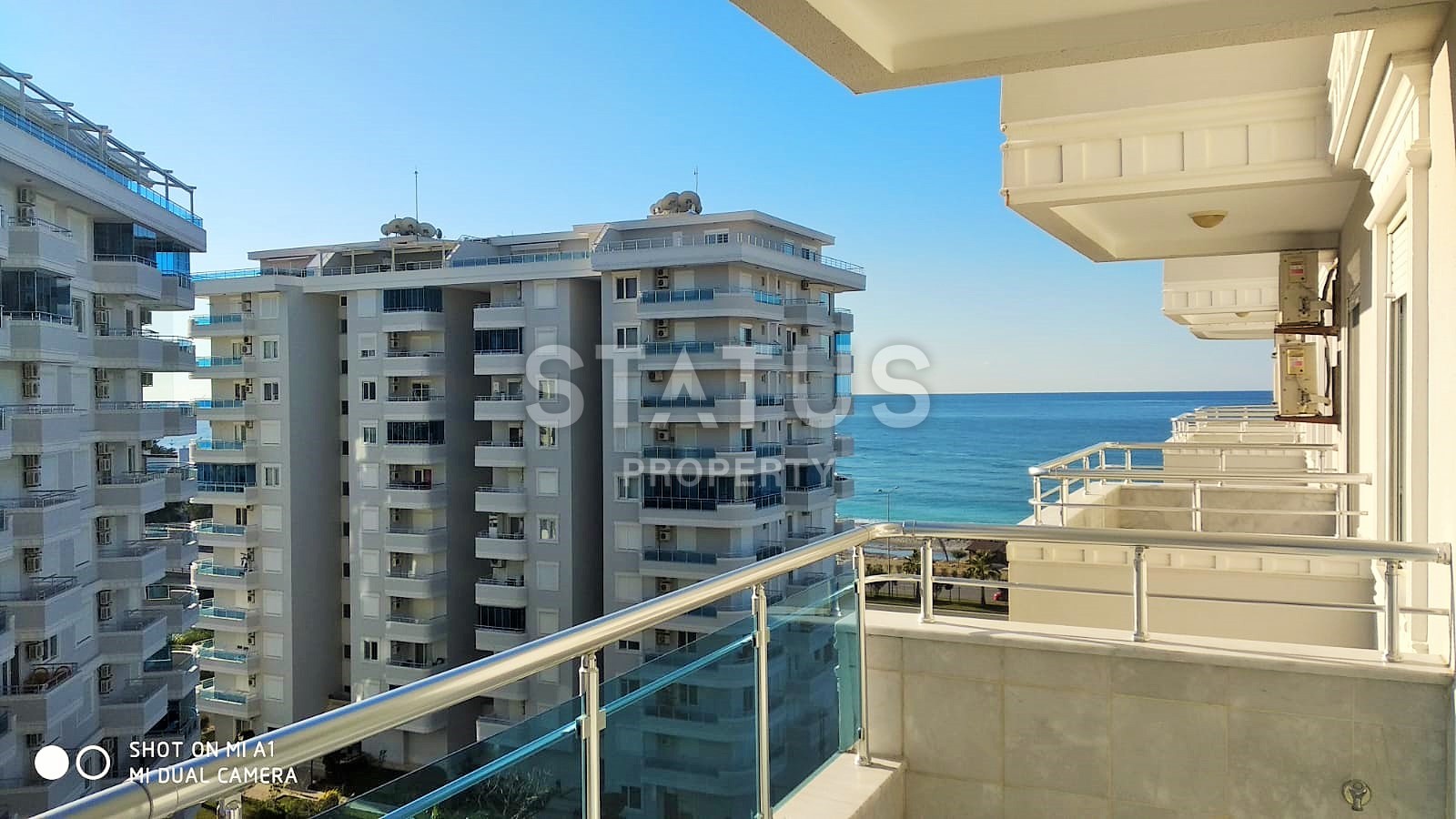 Апартаменты 2+1 у моря в одном из лучших комплексов района Тосмур, 110 м2. фото 2