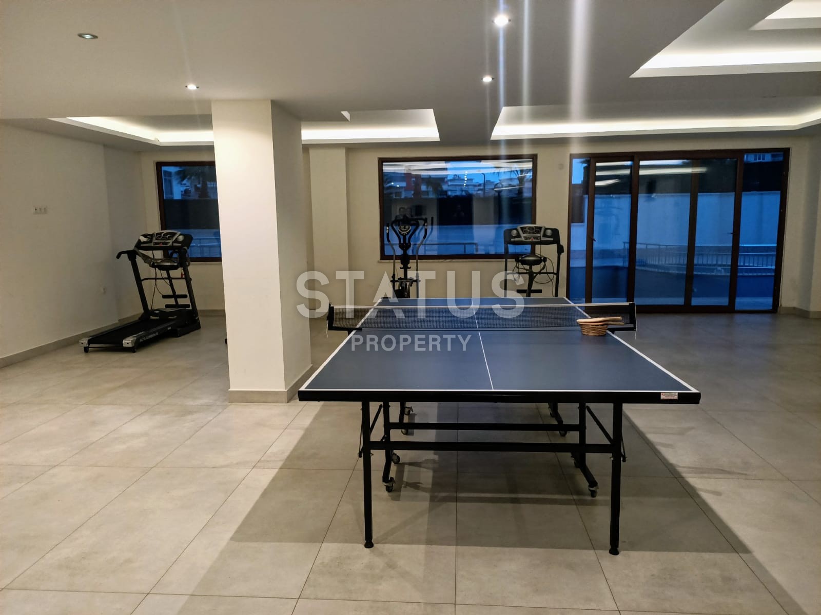 Большая двухкомнатная квартира в новом комплексе, 75 м2. Тосмур, Алания. фото 4