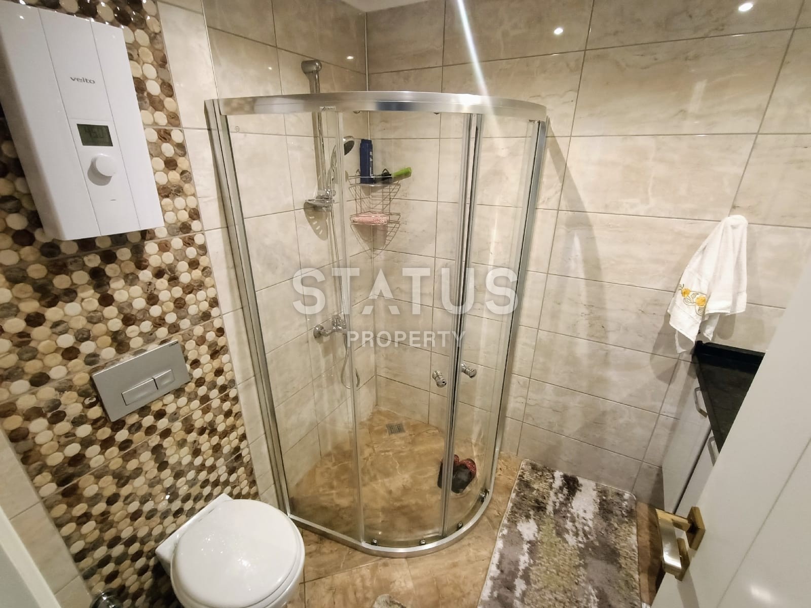 Большая двухкомнатная квартира в новом комплексе, 75 м2. Тосмур, Алания. фото 22