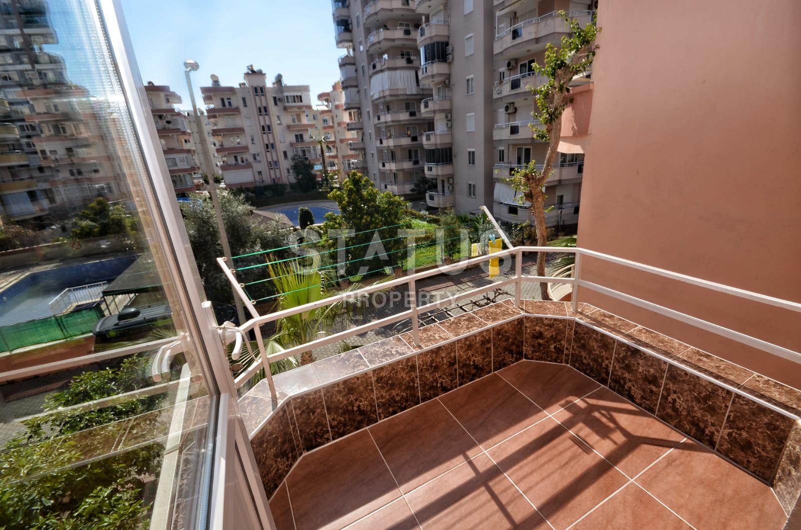 Бюджетная трёхкомнатная квартира с мебелью, 90 м2. Махмутлар, Алания. фото 1