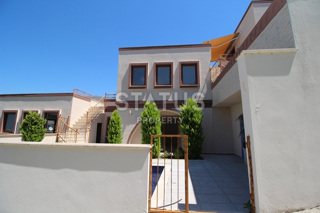 Двухэтажная вилла с собственным бассейном и двориком по супер цене,135 м2 фото 3