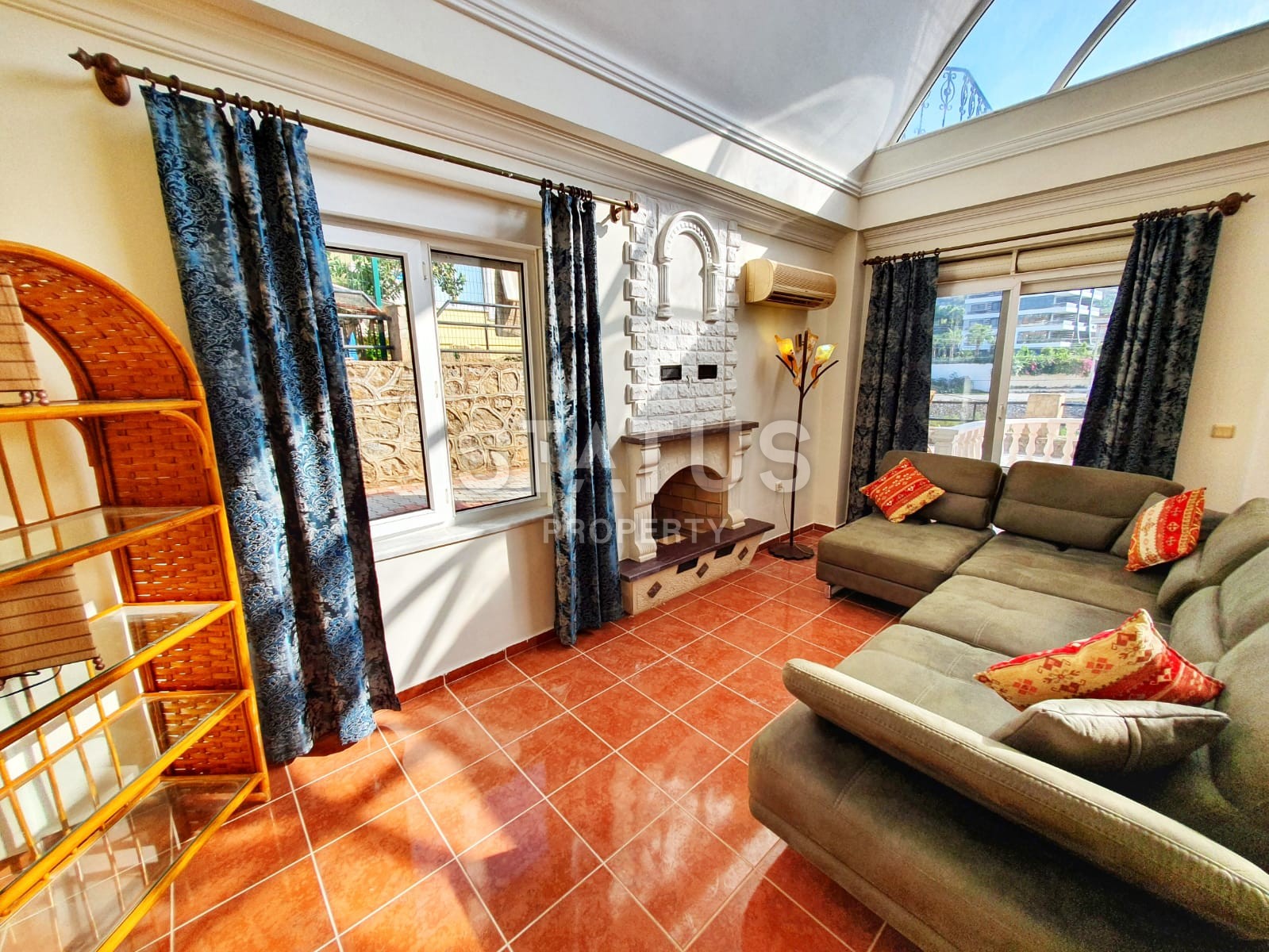 Вилла 3+1 с собственным садом и панорамой на средиземное море в районе Каргыджак, 400 м2. фото 16