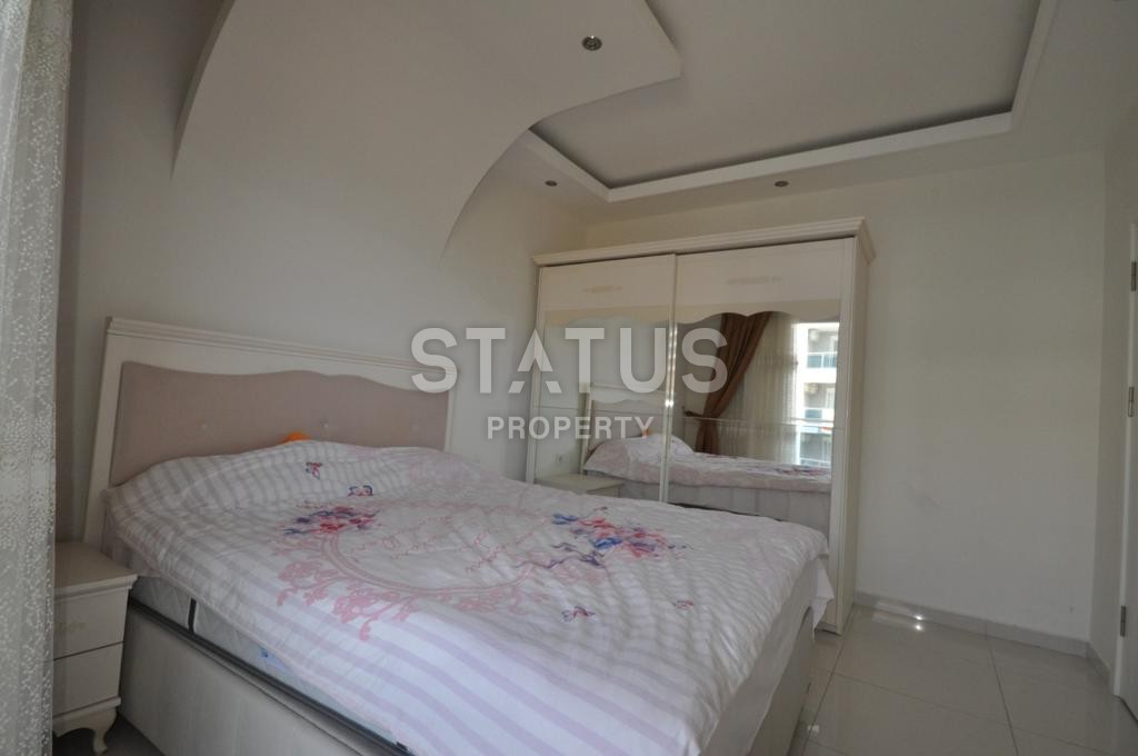 Просторная квартира 1+1 с мебелью и техникой у моря в районе Кестель, 70 м2. фото 5