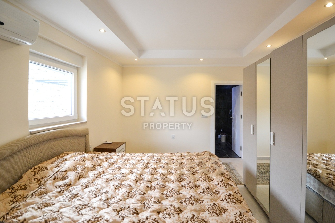 Luxurious villa layout 4+1, 220m2 with sea and mountain views in the Kargicak area фото 12