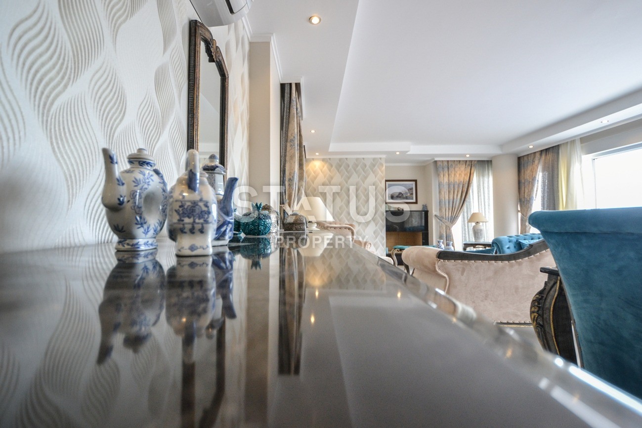 Luxurious villa layout 4+1, 220m2 with sea and mountain views in the Kargicak area фото 15