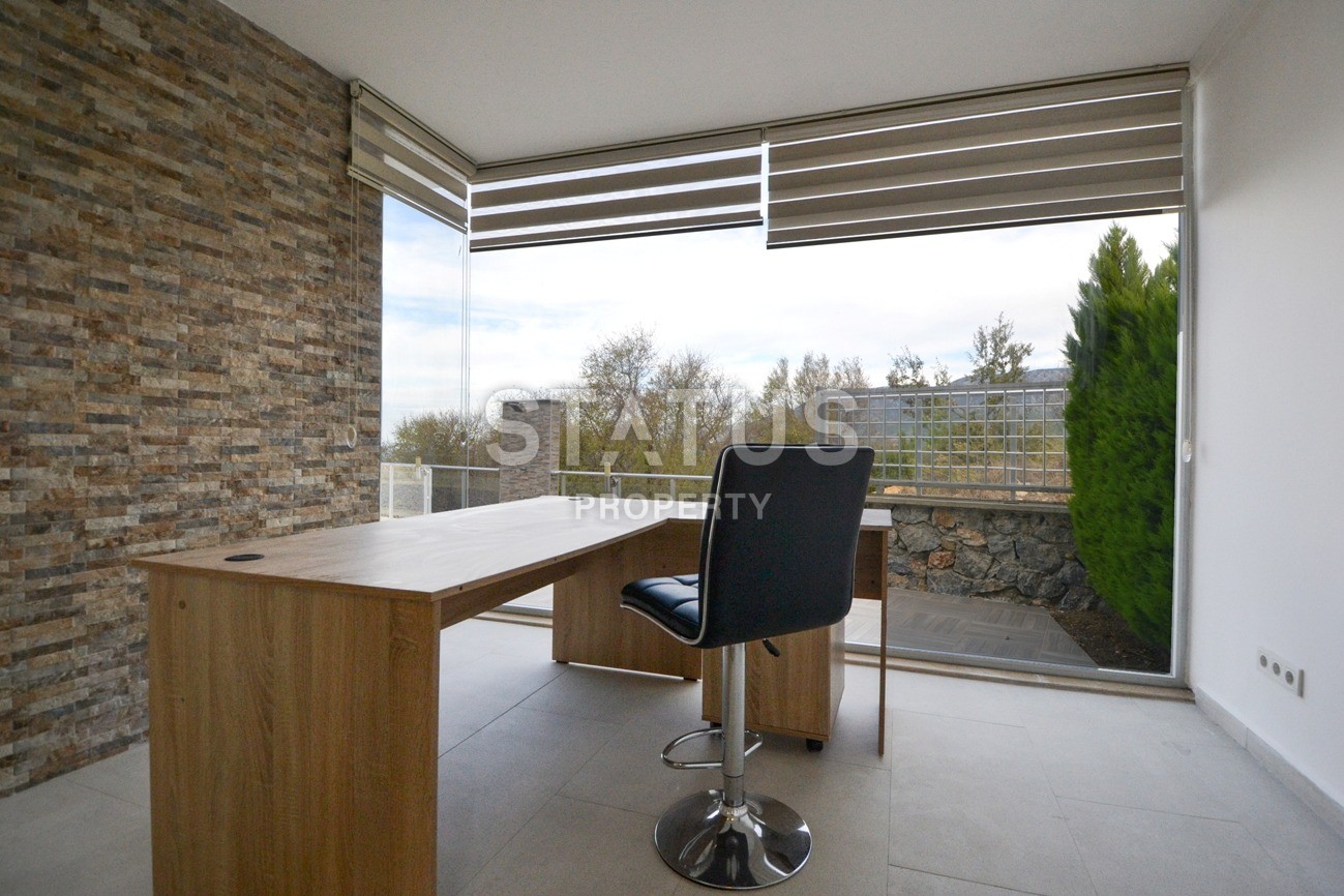 Luxurious villa layout 4+1, 220m2 with sea and mountain views in the Kargicak area фото 20