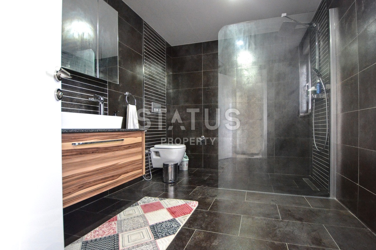 Luxurious villa layout 4+1, 220m2 with sea and mountain views in the Kargicak area фото 22