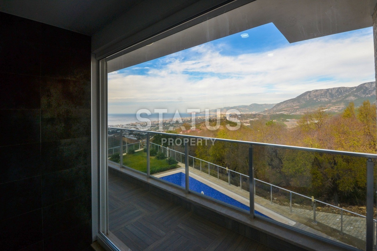 Luxurious villa layout 4+1, 220m2 with sea and mountain views in the Kargicak area фото 24