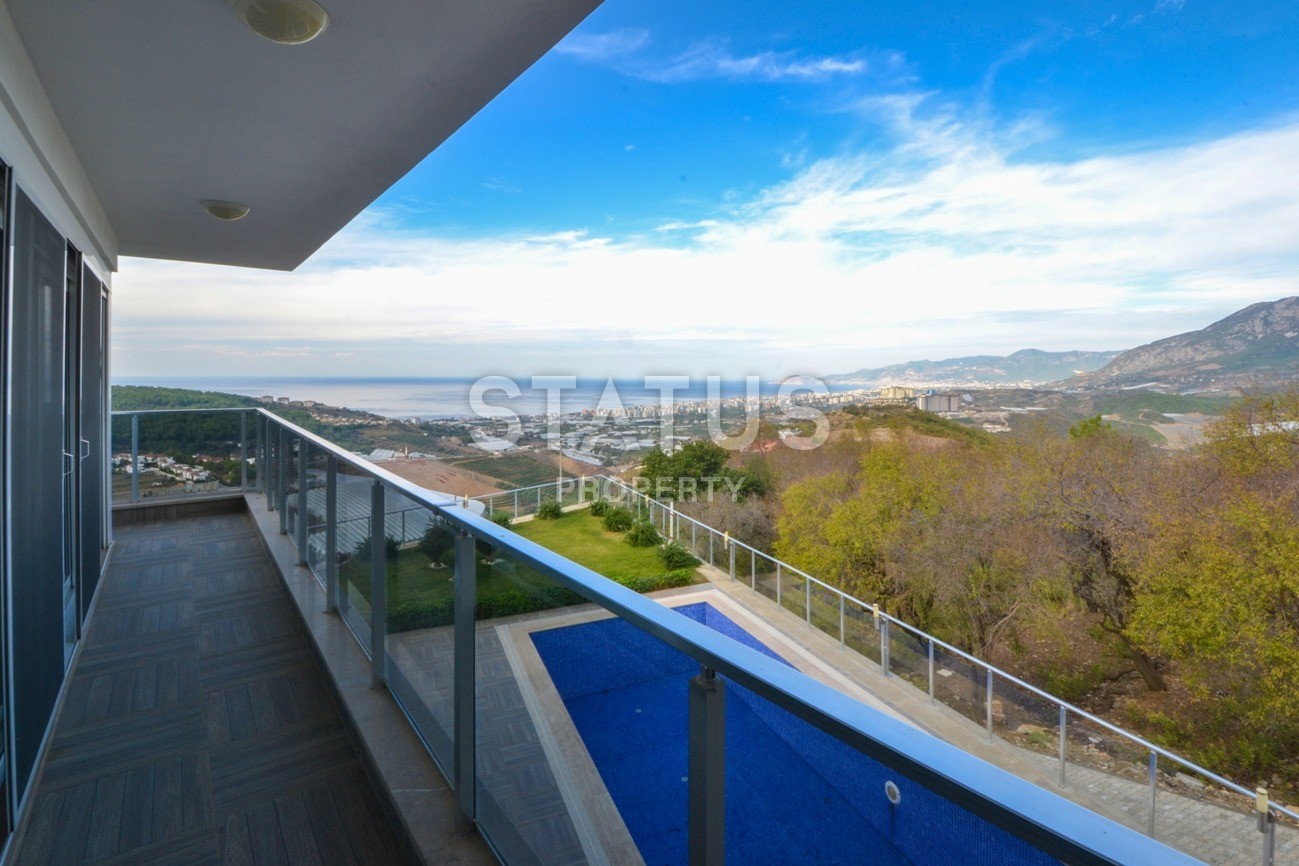 Luxurious villa layout 4+1, 220m2 with sea and mountain views in the Kargicak area фото 25