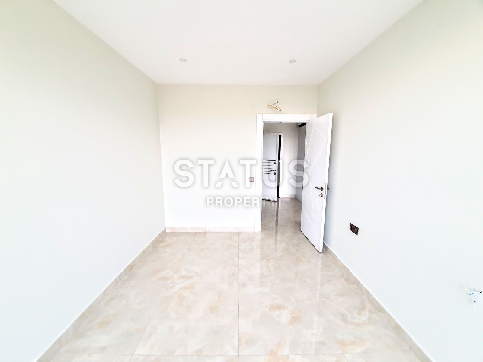 Апартаменты 1+1 в новом элитном комплексе на первой линии в Махмутларе, 55 м2. фото 14