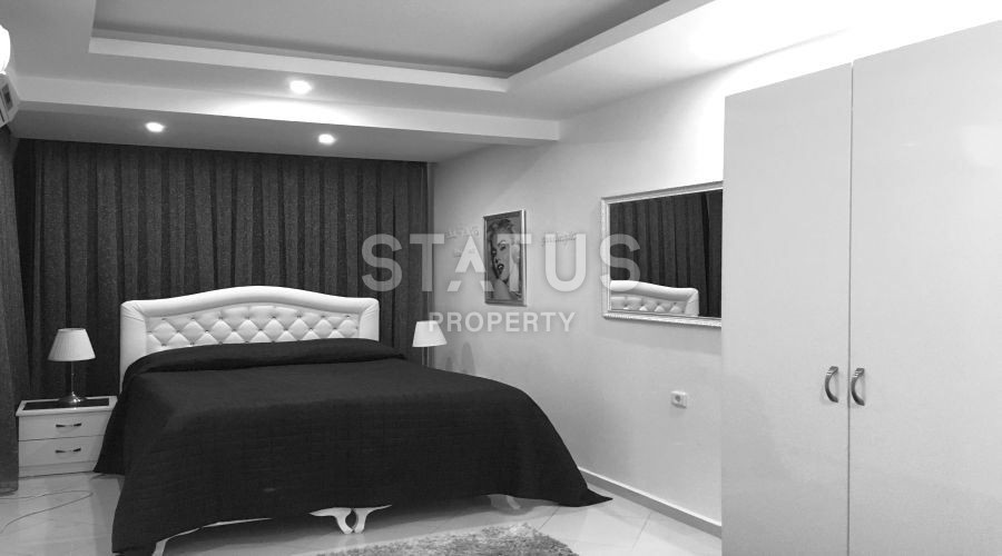 Трехкомнатная квартира с мебелью в центре города, 100 м2 фото 4