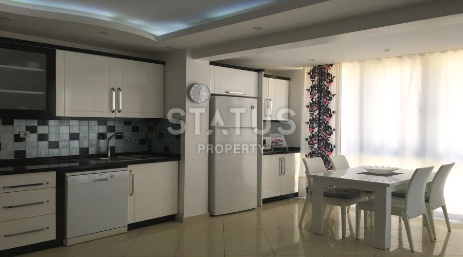 Трехкомнатная квартира с мебелью в центре города, 100 м2 фото 10