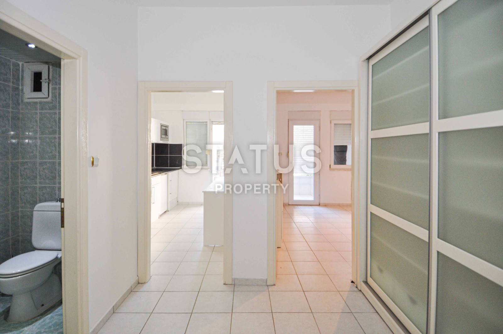 Квартира 2+1 с бытовой техникой в 60метрах от пляжа Клеопатра по супер цене! 120 кв.м. фото 3