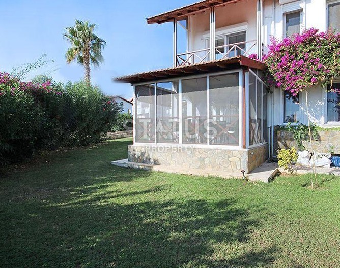 Таунхаус планировки 3+1, 145м2 с собственной территорией в районе Демирташ, Аланья фото 6