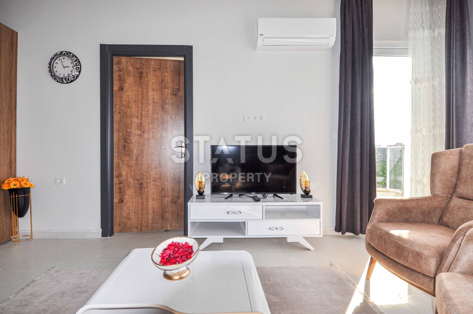 Двухкомнатная квартира 48 кв.м., укомплектованная мебелью в новом доме. Махмутлар, Алания. фото 4