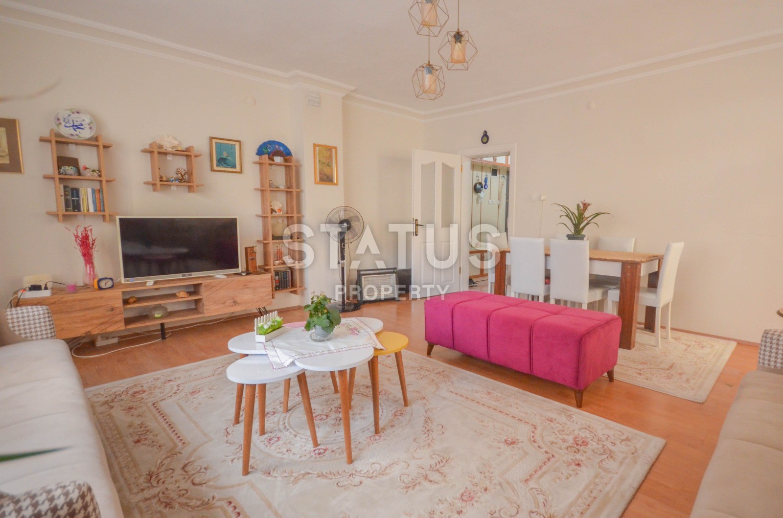 Крупнометражная трёшка 130 м2 с отдельной кухней, Махмутлар, Алания. фото 2