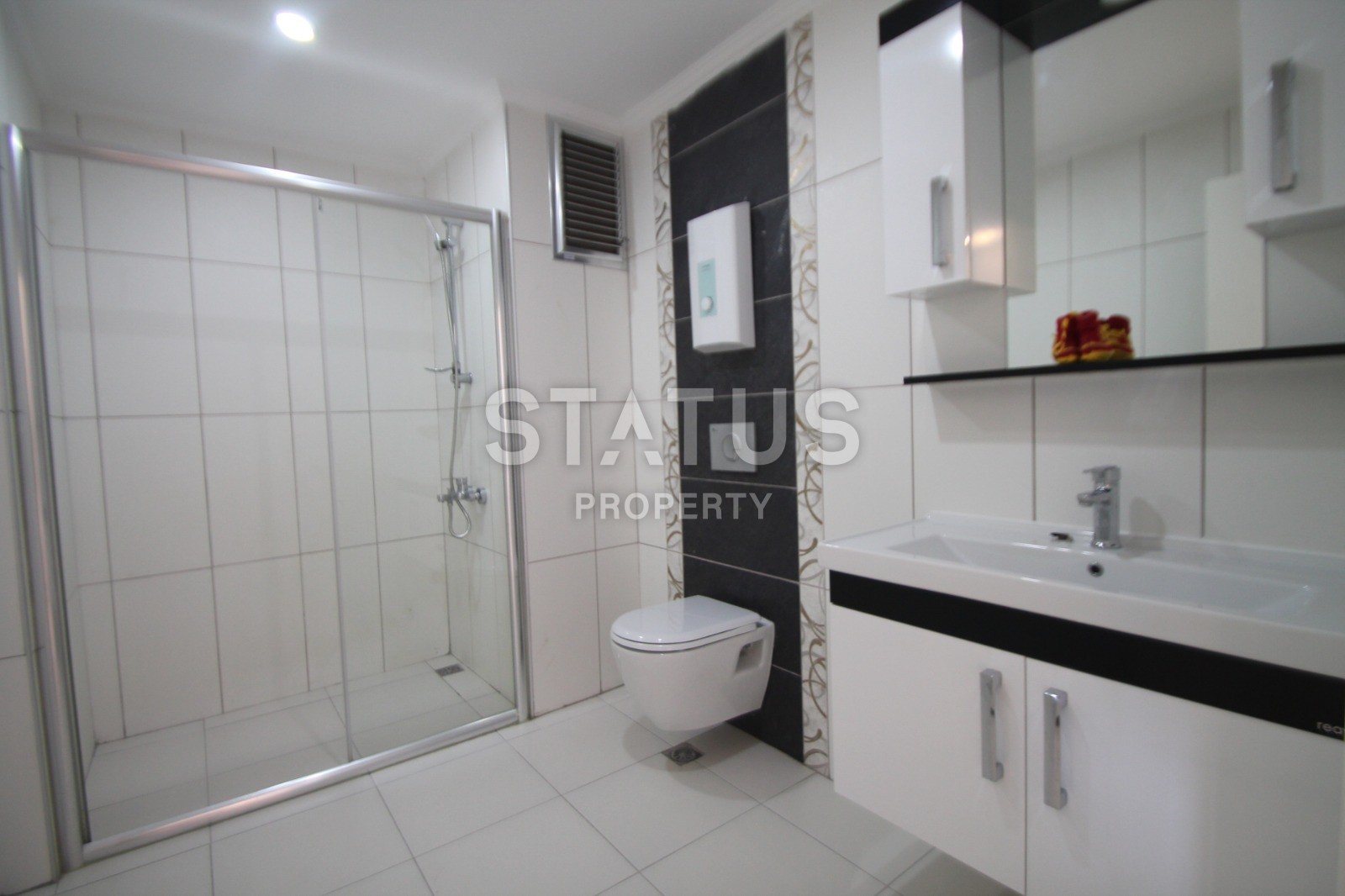 Квартира 1+1, 65 м2 в хорошем комплексе района Махмутлар. фото 4