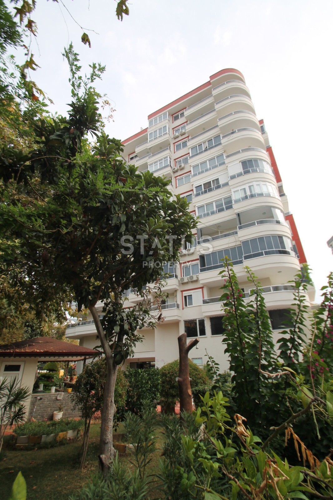 Квартира 1+1, 65 м2 в хорошем комплексе района Махмутлар. фото 13