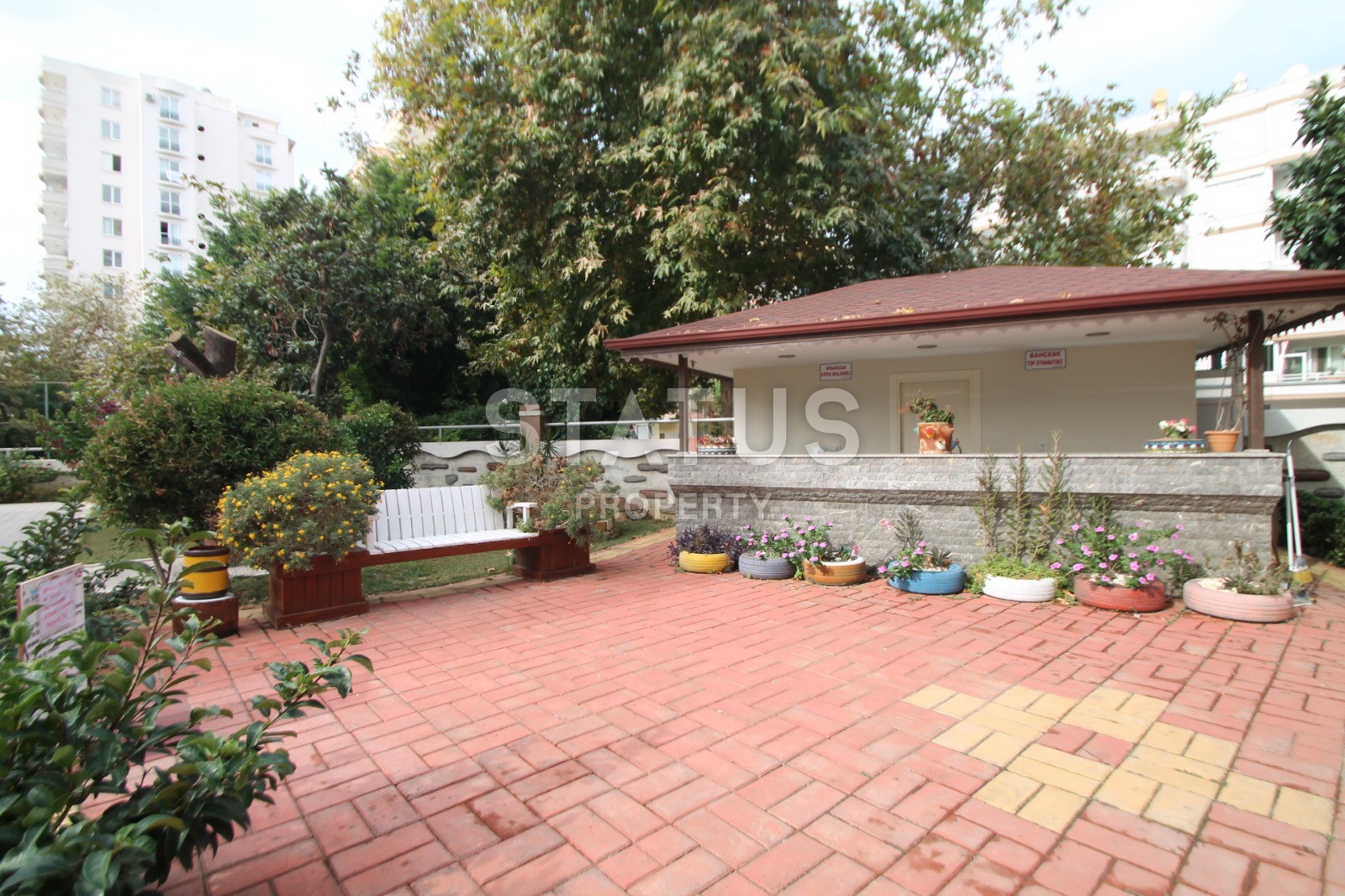 Квартира 1+1, 65 м2 в хорошем комплексе района Махмутлар. фото 18