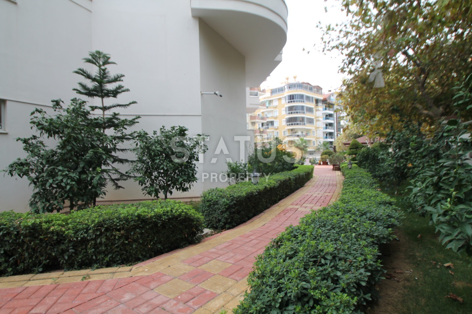 Квартира 1+1, 65 м2 в хорошем комплексе района Махмутлар. фото 22