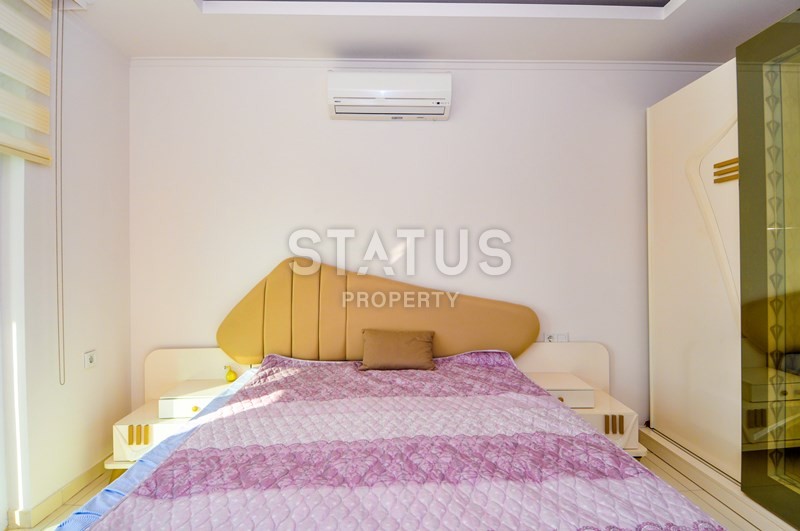 Апартаменты с мебелью на первой береговой линии с видом на море в Кестеле. 70 кв.м. фото 3