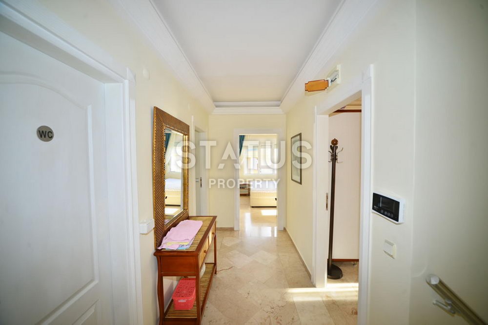 Triplex villa 5+1, 240 m2 with stunning views and excellent location in Kestel. фото 4