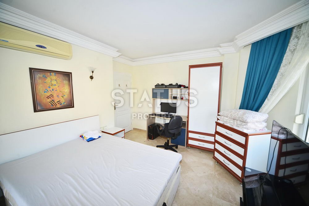 Triplex villa 5+1, 240 m2 with stunning views and excellent location in Kestel. фото 6