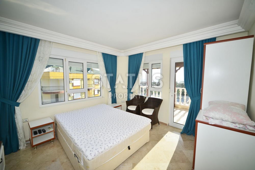 Triplex villa 5+1, 240 m2 with stunning views and excellent location in Kestel. фото 10